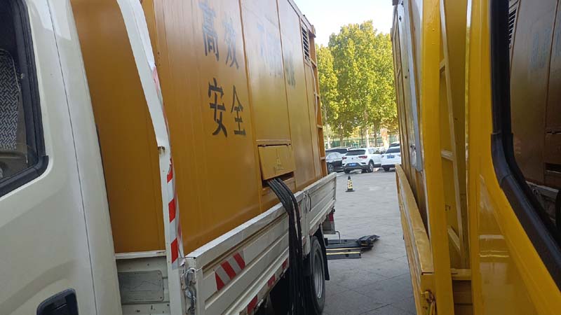 太子河如何判断柴油发电机组和UPS电源的切换时间是否符合要求？